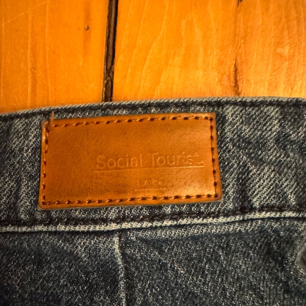 Social Tourist Ultra High Rise Baggy Jeans Size 7R/28 - Picture 6 of 7